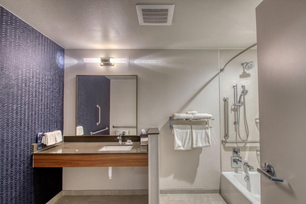 Fairfield Inn & Suites By Marriott Appleton Buitenkant foto